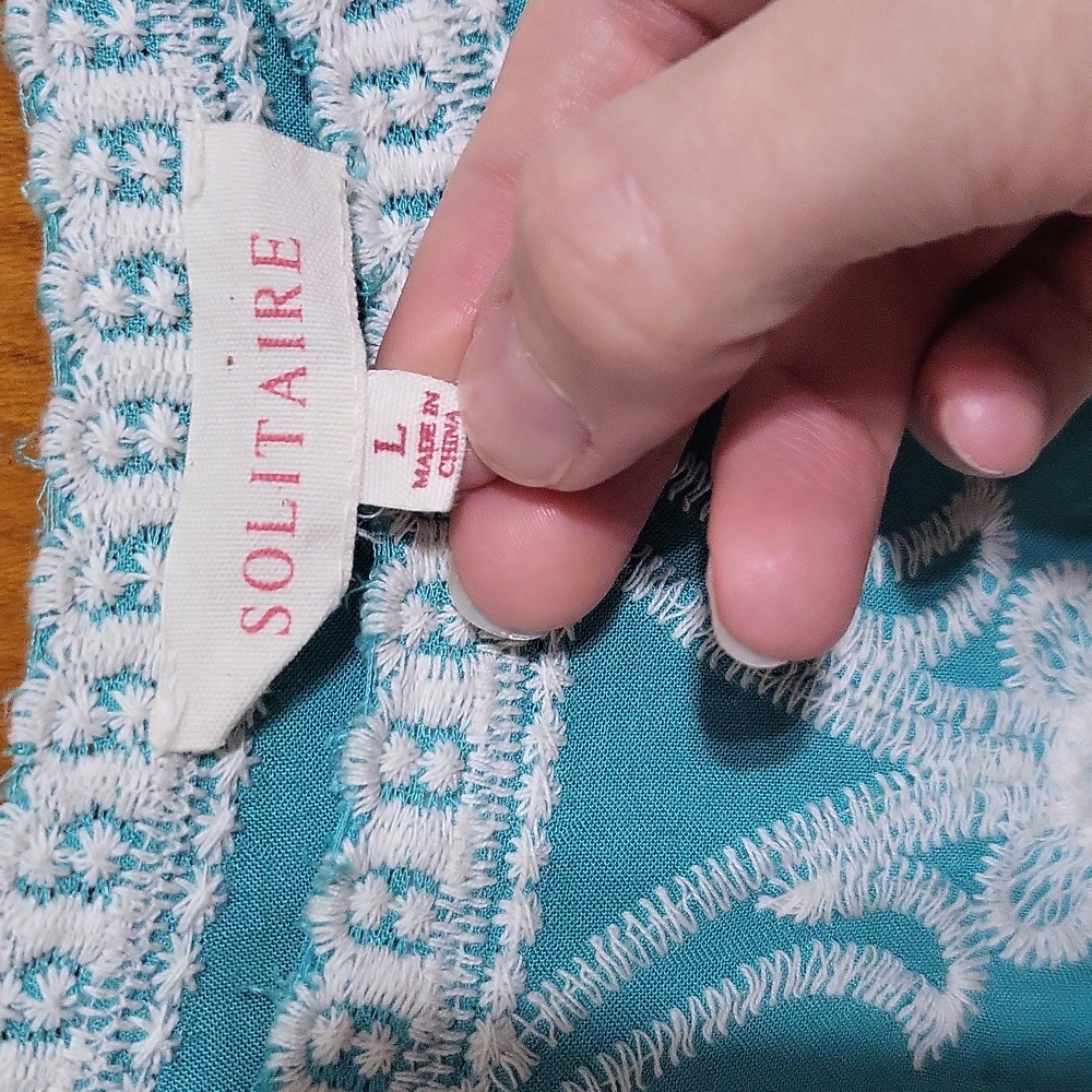 Size Large By Solitaire- Womens Emrboidered Top - Picture 4 of 9